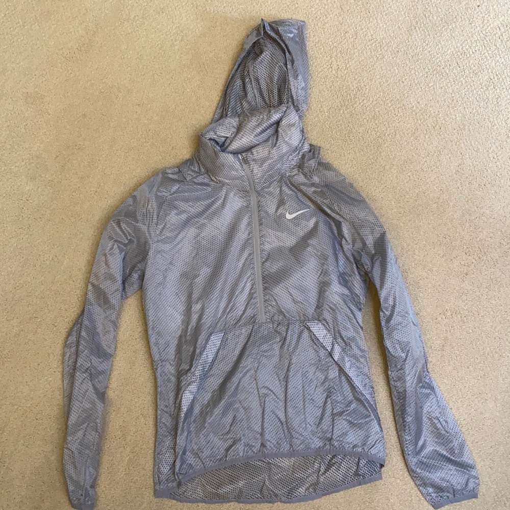 Nike Golf Women’s Windbreaker Jacket Medium with Hidden Hood Lightweight